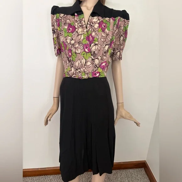 Romantic Classic 1940s Vintage Sexy VOLUP Large Cocktail Dress - Picture 2 of 13